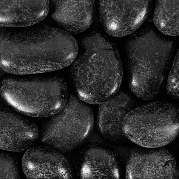 Bagheera Black Medium Polished Loose Pebbles
