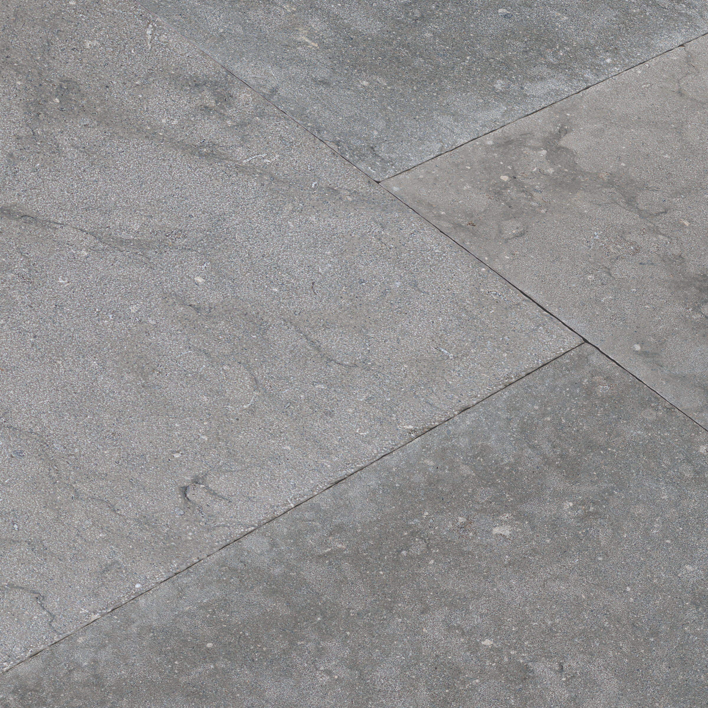 Lagos Blue Blend Limestone 16x24 Distressed